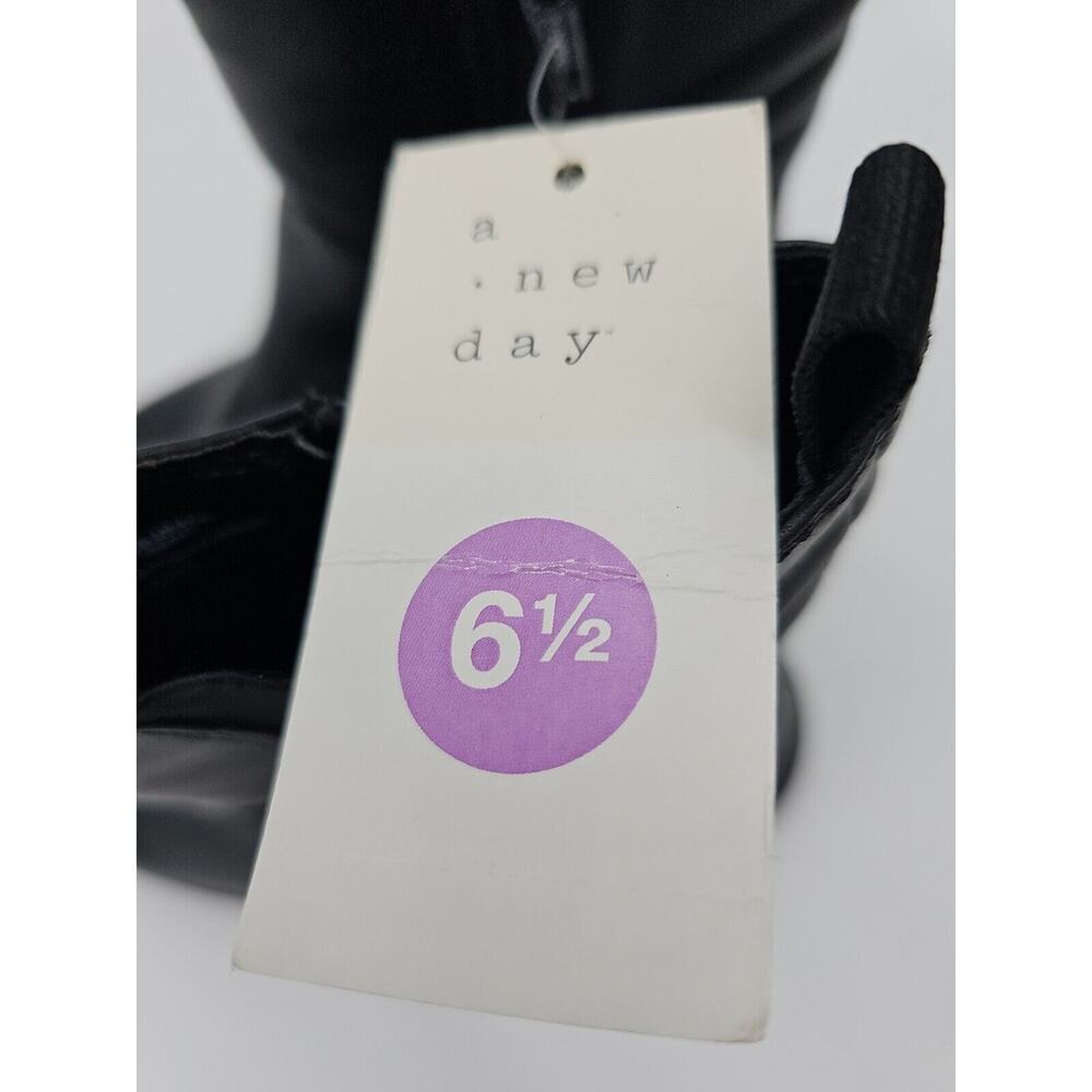 A New Day Lug Sole Memory Foam Size 9.5 Chelsea B… - image 6